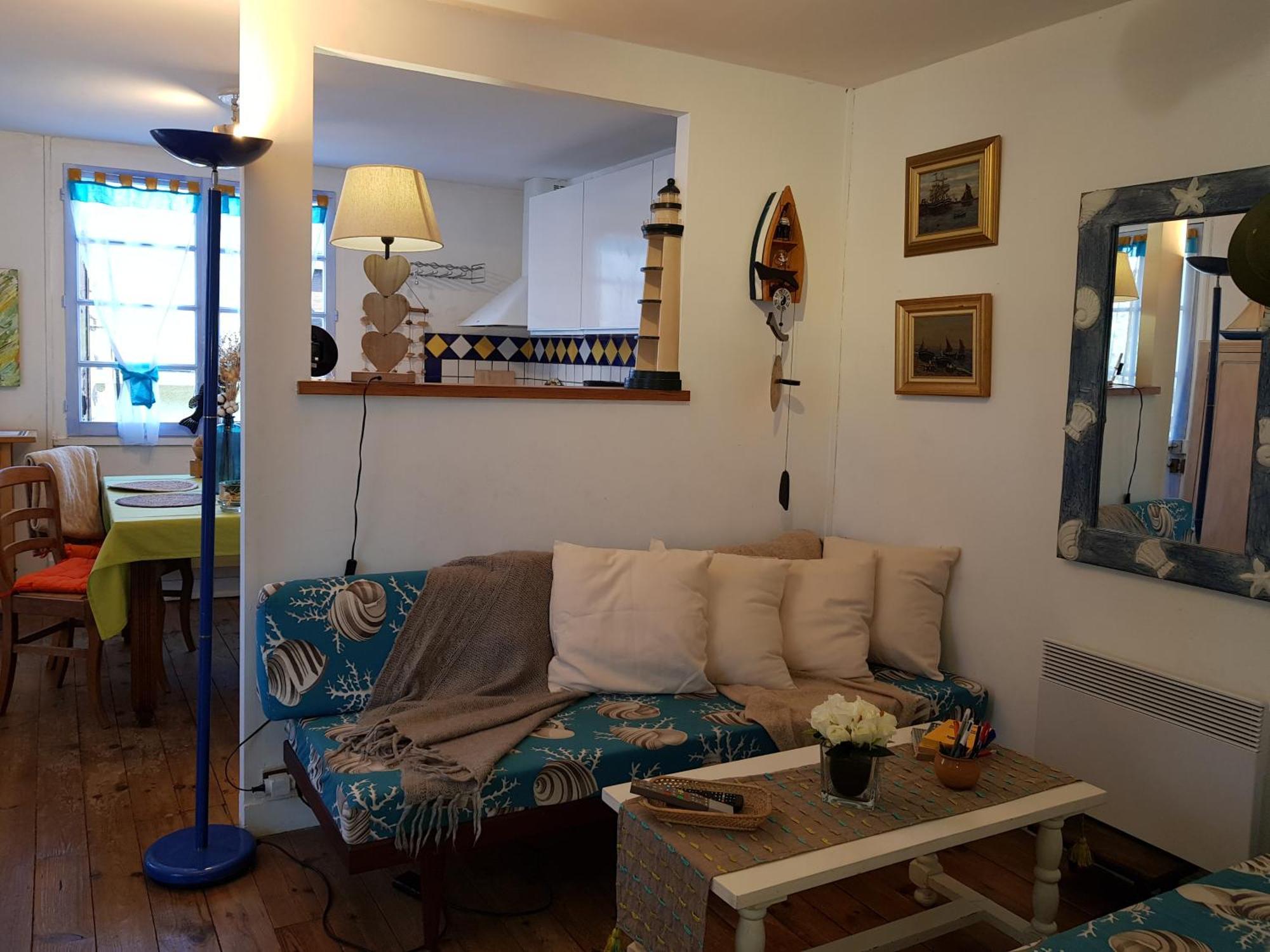 Herm'S Petite Maison Atypique Et Cour Privative - Avenue Du Marche - Ideal Couple Ou Jeunes Parents กาบูร์ก ภายนอก รูปภาพ